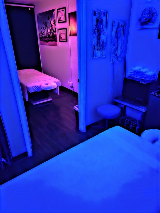Mont — massage therapist in Beverly Hills, CA