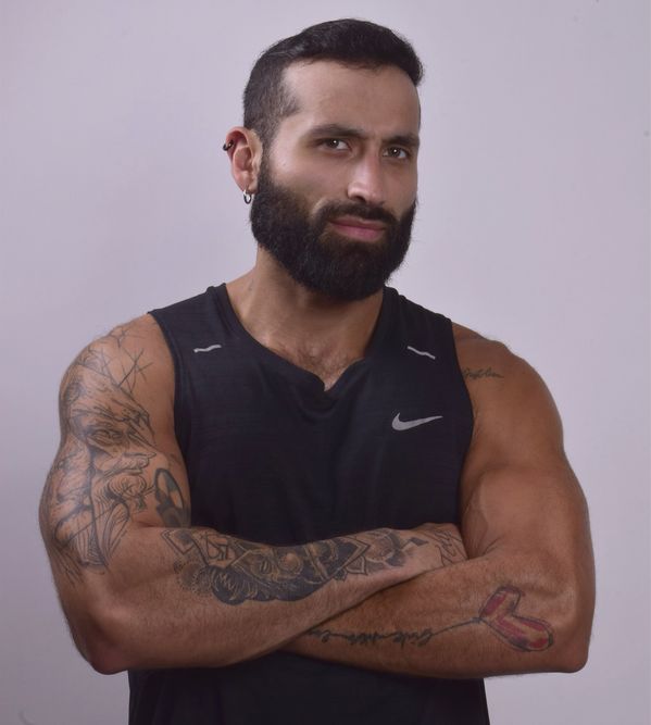 Adrian — massage therapist in Miami, FL