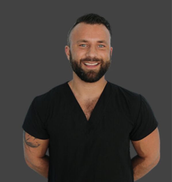 Travis — massage therapist in Tampa, FL