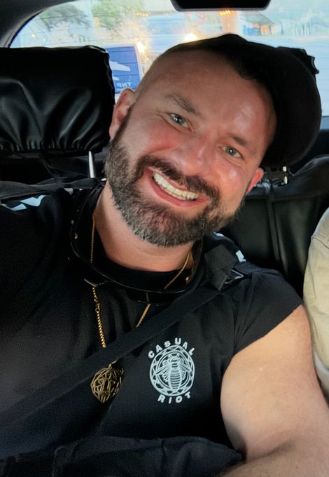 Travis — massage therapist in Tampa, FL