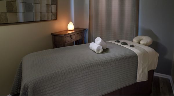 Marlon — massage therapist in Chicago, IL