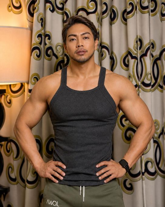 Marlon — massage therapist in Chicago, IL