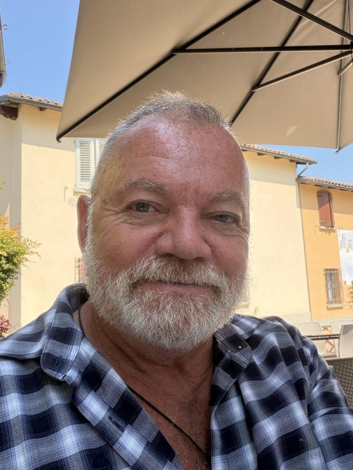 Lee — massage therapist in Wilton Manors, FL