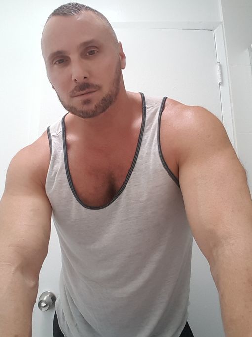 Ryan — massage therapist in Long Beach, CA