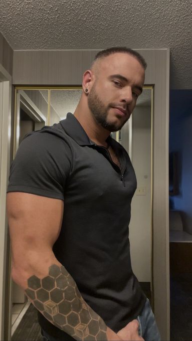 Jet — massage therapist in Fort Lauderdale, FL
