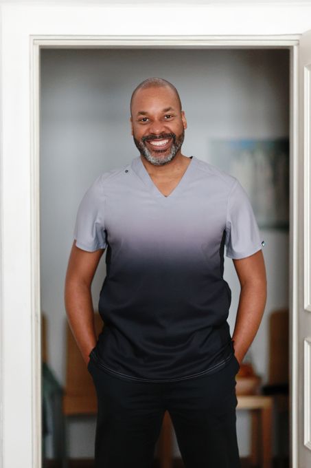 Charly — massage therapist in Munich, Bavaria, DE