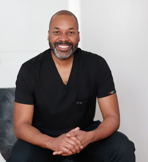 Charly — massage therapist in Munich, Bavaria, DE