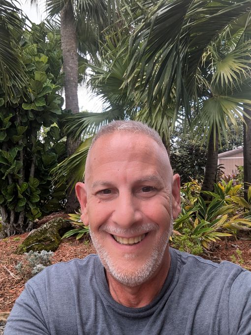 Mike — massage therapist in St. Louis, MO