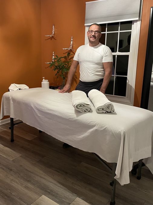 Eduardo — massage therapist in Baltimore, MD
