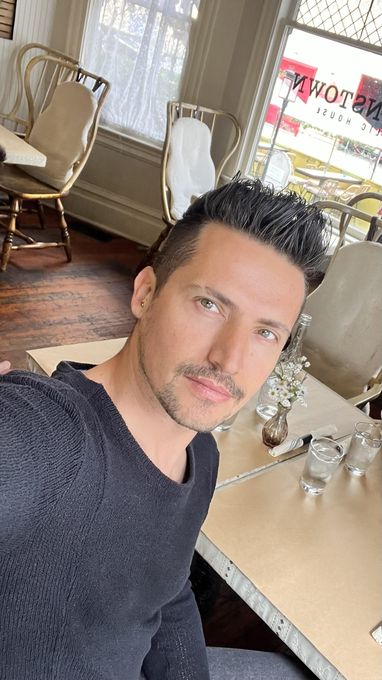 Alex — massage therapist in Los Angeles, CA