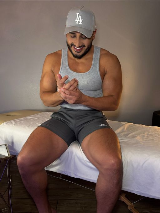 Leo — massage therapist in La Habra, CA