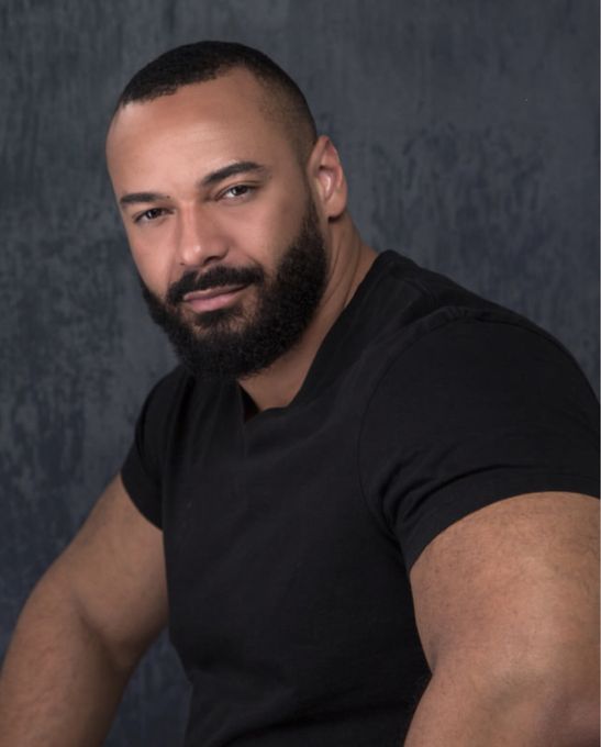 Jonathan — massage therapist in Dania Beach, FL