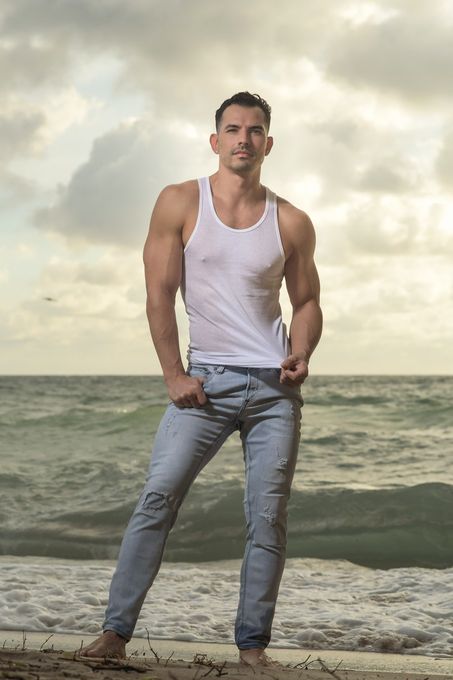 Therapist — massage therapist in Wilton Manors, FL