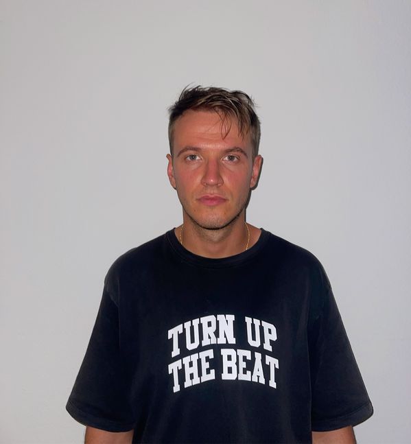 Tom — massage therapist in Los Angeles, CA