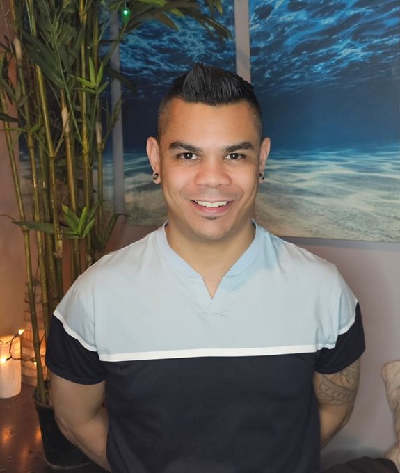 Andres — massage therapist in Los Angeles, CA
