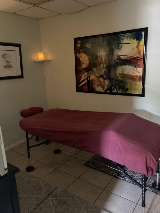 Chris — massage therapist in Fort Lauderdale, FL