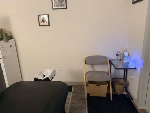 Eiki — massage therapist in Dallas, TX