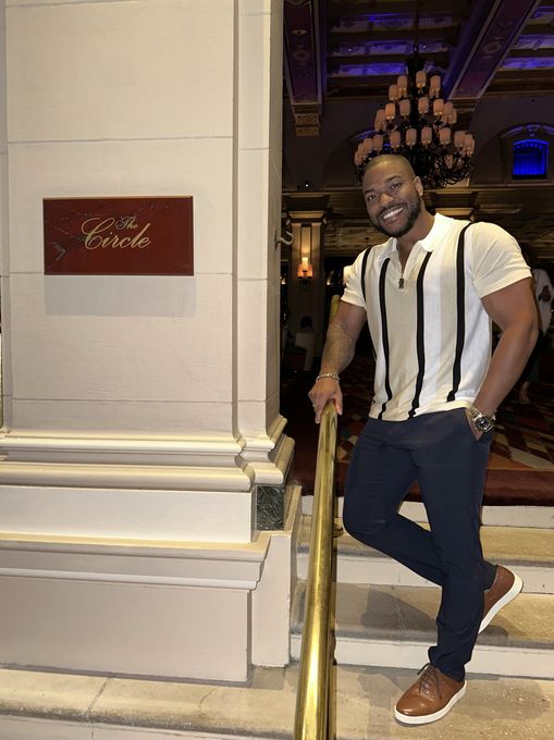John — massage therapist in Miami, FL