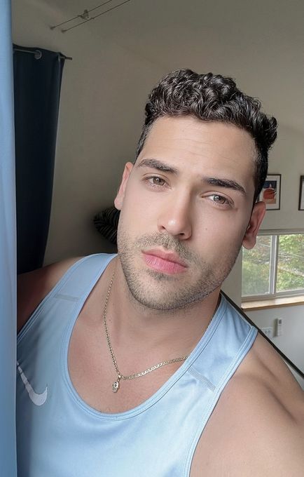 Alex — massage therapist in Paradise, NV