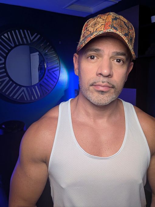 Andre — massage therapist in Oakland Park, FL