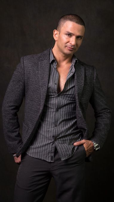 Luis — massage therapist in Miami, FL