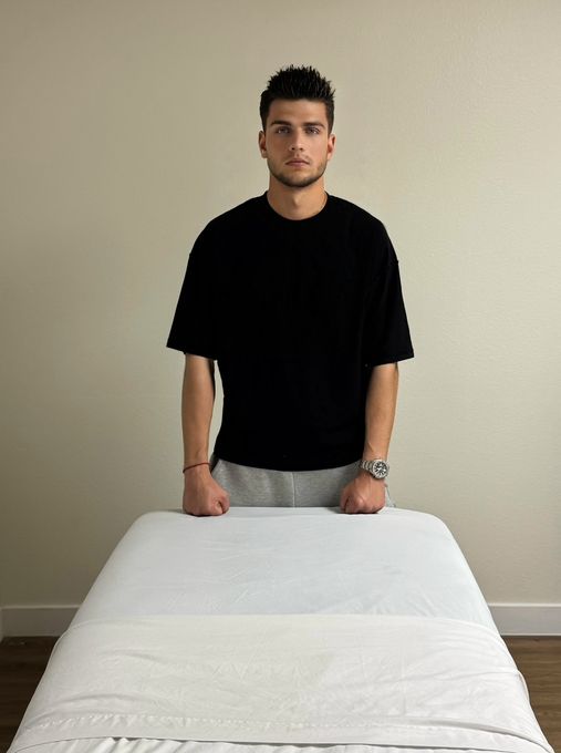 Max — massage therapist in Costa Mesa, CA