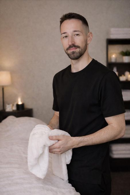 Alec — massage therapist in Addison, TX