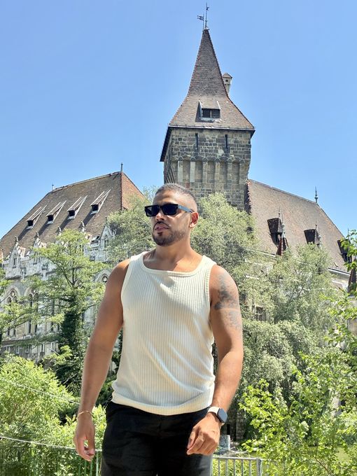 Andres — massage therapist in West New York, NJ