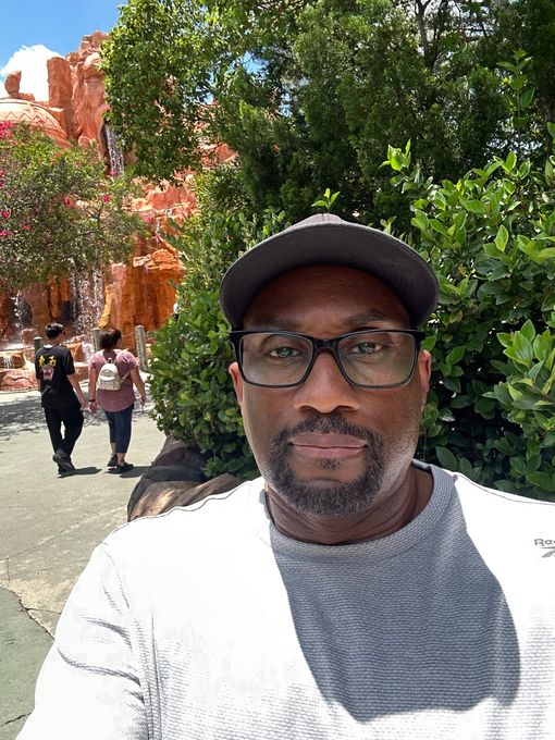 Chris — massage therapist in Orlando, FL