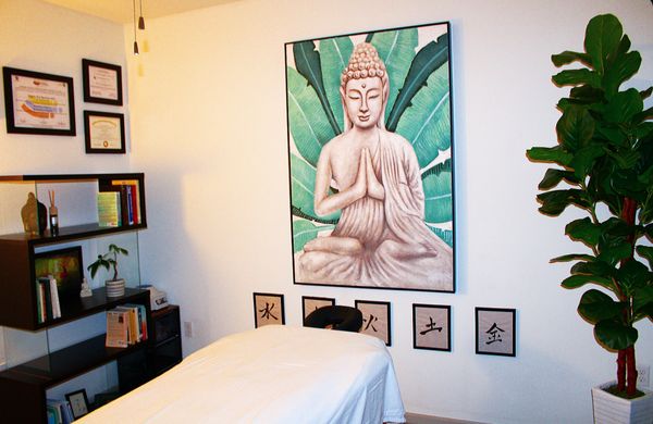 Eduardo — massage therapist in Orlando, FL