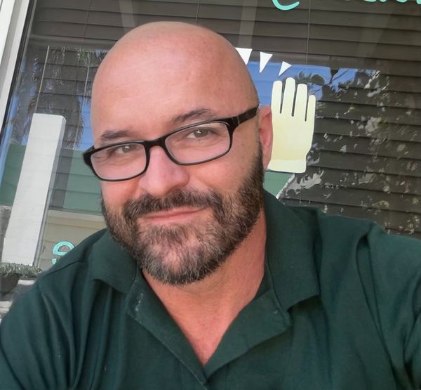 Tommy — massage therapist in West Palm Beach, FL