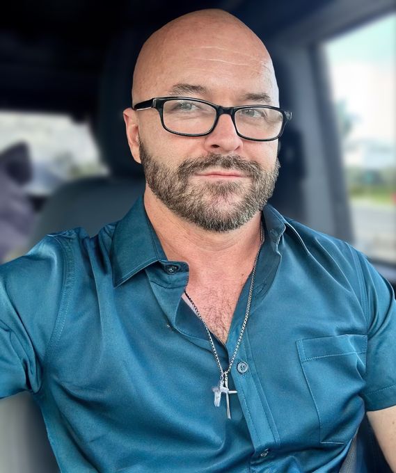 Tommy — massage therapist in West Palm Beach, FL