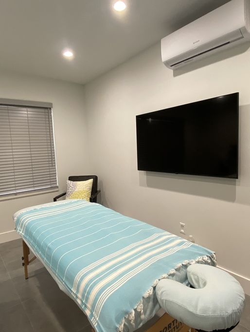 Candido — massage therapist in Fort Lauderdale, FL