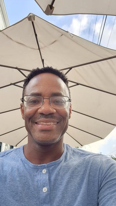 Dee — massage therapist in Dallas, TX