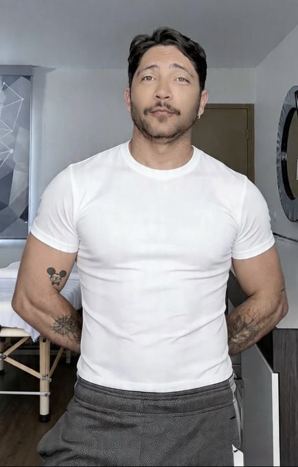 Felipe — massage therapist in West Hollywood, CA