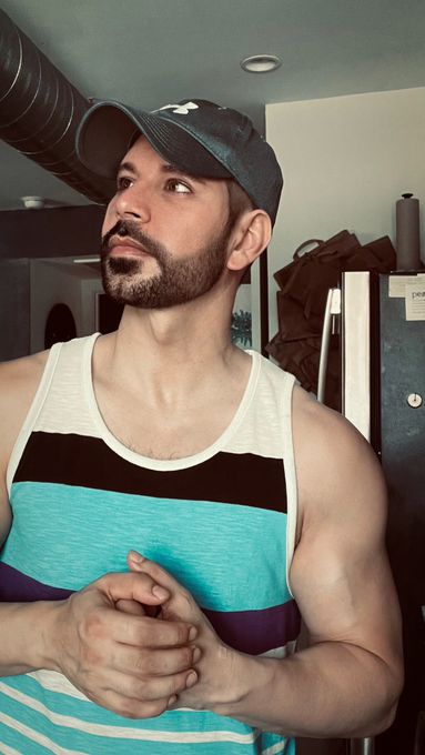 Topher — massage therapist in Dallas, TX