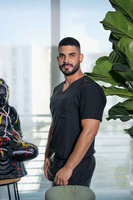 Matheo — massage therapist in Fort Lauderdale, FL