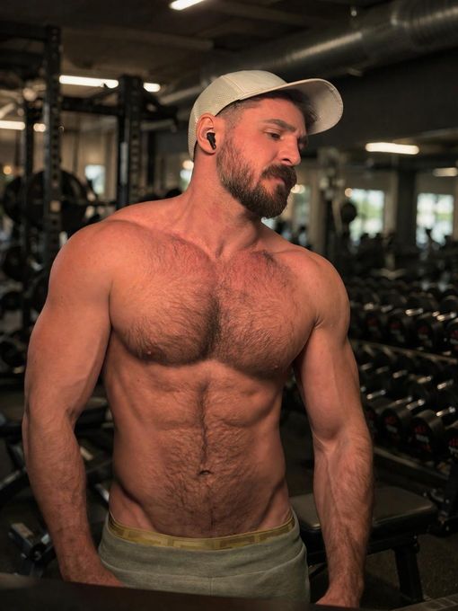 Scott — massage therapist in Chicago, IL