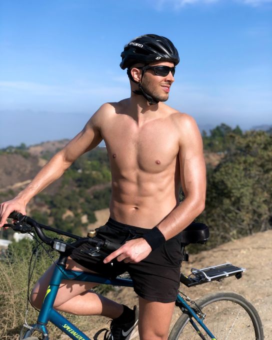Jeremie — massage therapist in Los Angeles, CA