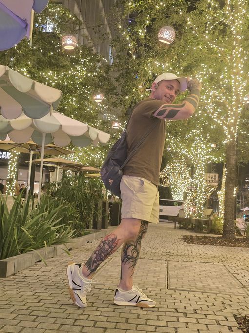 Alex — massage therapist in Town 'N' Country, FL