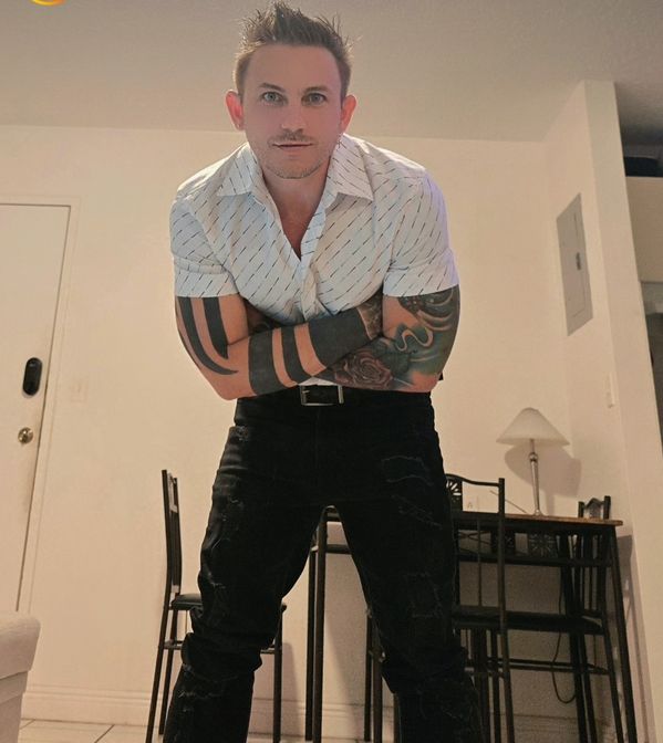 Alex — massage therapist in Town 'N' Country, FL