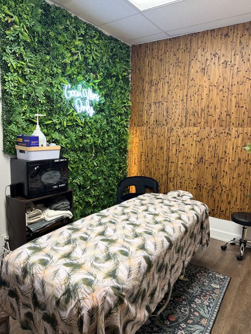 Mac — massage therapist in Arlington, VA