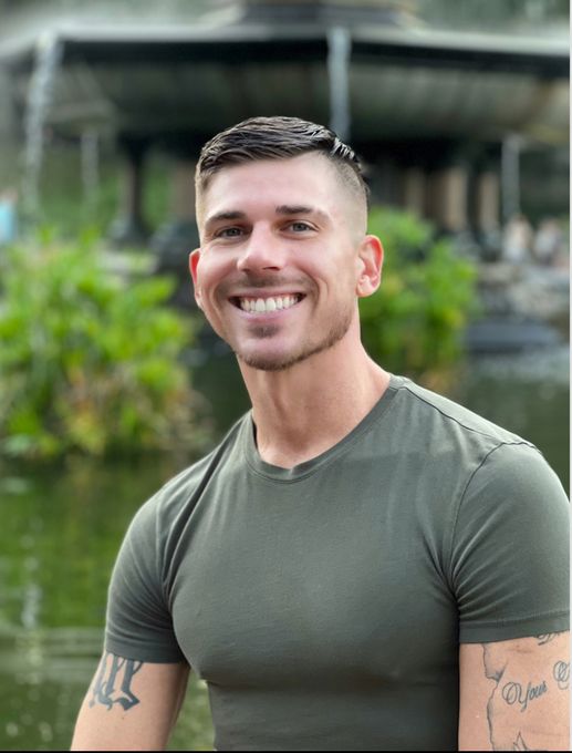 Daniel — massage therapist in Miami Beach, FL