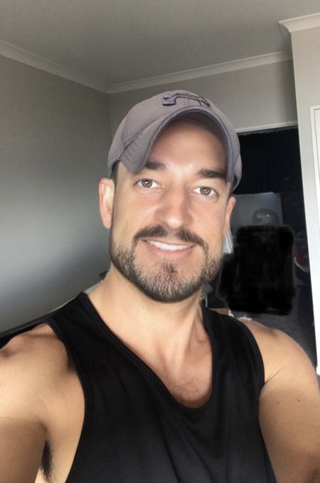 Julian — massage therapist in Jacksonville, FL
