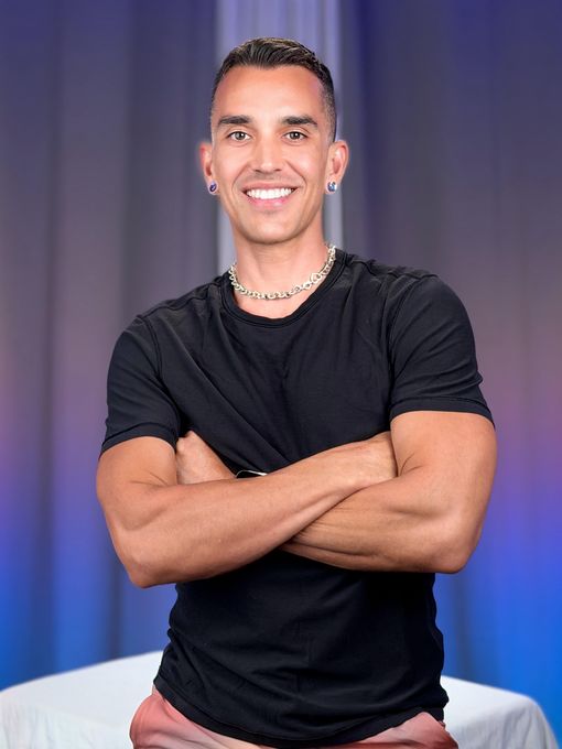 Ian — massage therapist in Long Beach, CA
