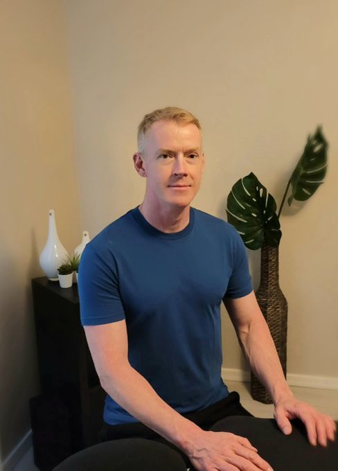Brett — massage therapist in Phoenix, AZ