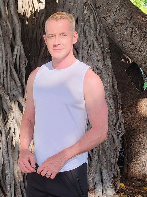 Brett — massage therapist in Phoenix, AZ