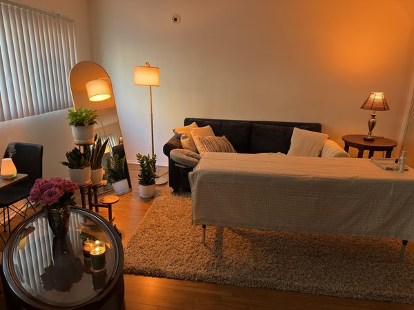 Sebastian — massage therapist in Los Angeles, CA