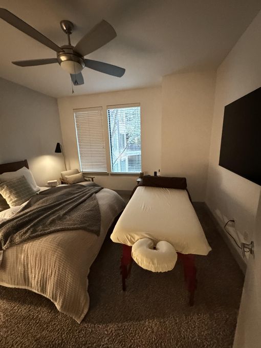 Connor — massage therapist in Dallas, TX