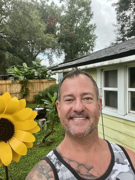 Chris — massage therapist in Jacksonville, FL